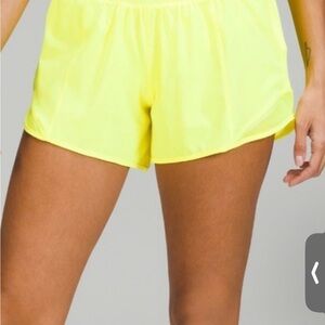 Women's Lululemon Electric Lemon 4 Inch Hotty Hots